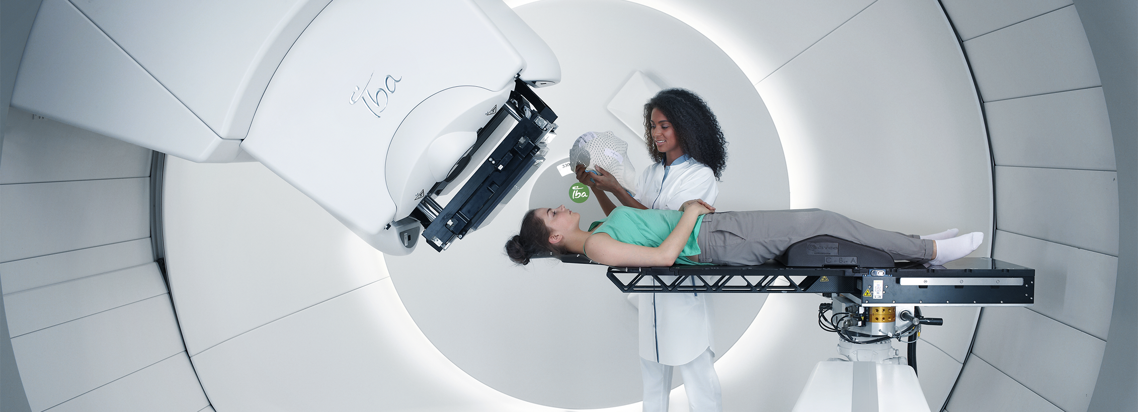 Image guided proton therapy for the treatment of cancers