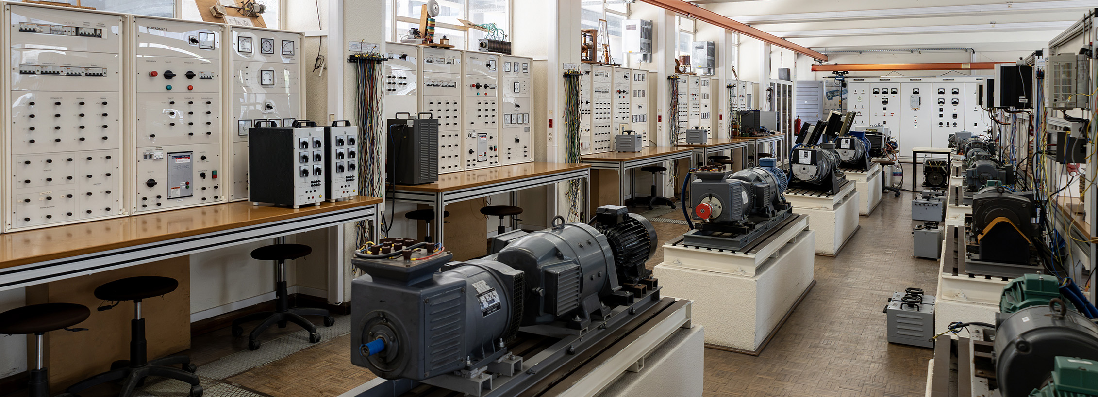 Laboratório de Máquinas Elétricas
