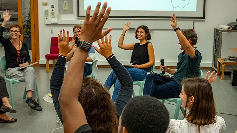Mesa-redonda "Instituições de Ensino Superior e Saúde Mental: para onde vamos?"