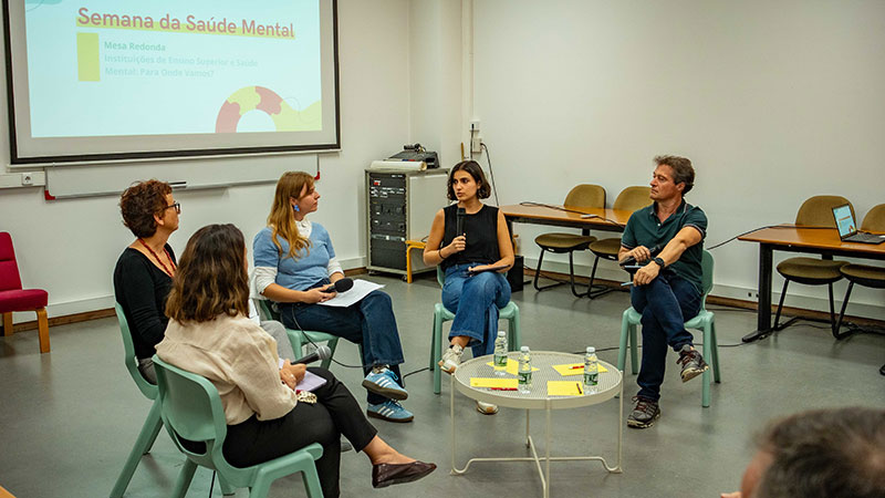 Mesa-redonda "Instituições de Ensino Superior e Saúde Mental: para onde vamos?"