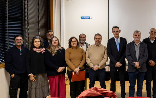 Tomada posse membros CR